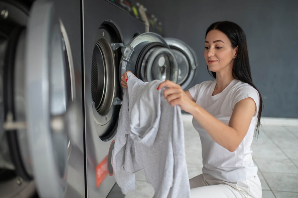 Girl cleaning cloth